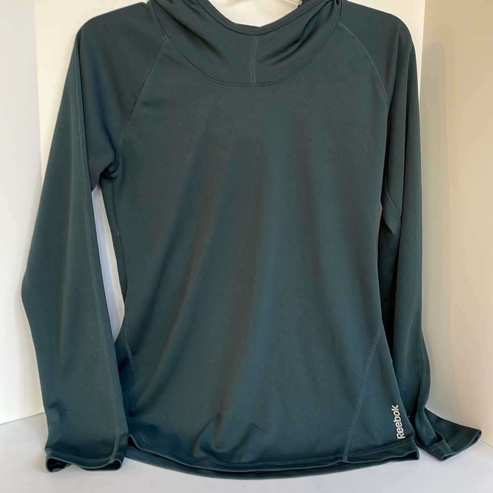Reebok Speedwick lightweight hooded pullover size small